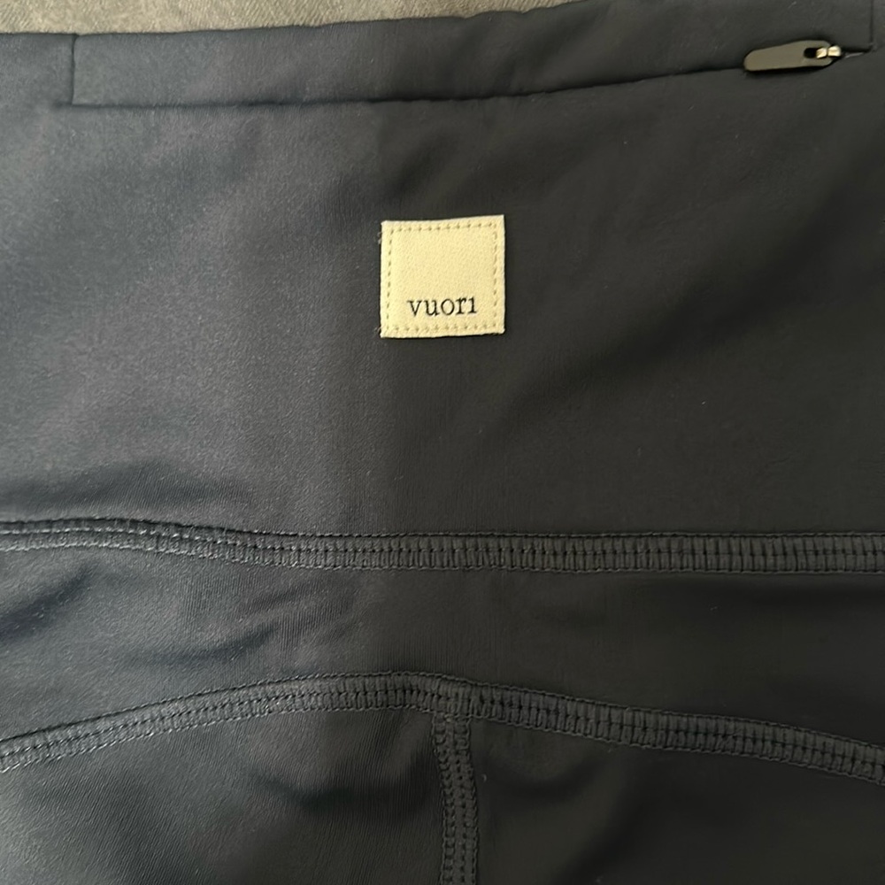 Vuori stride leggings color ink size medium